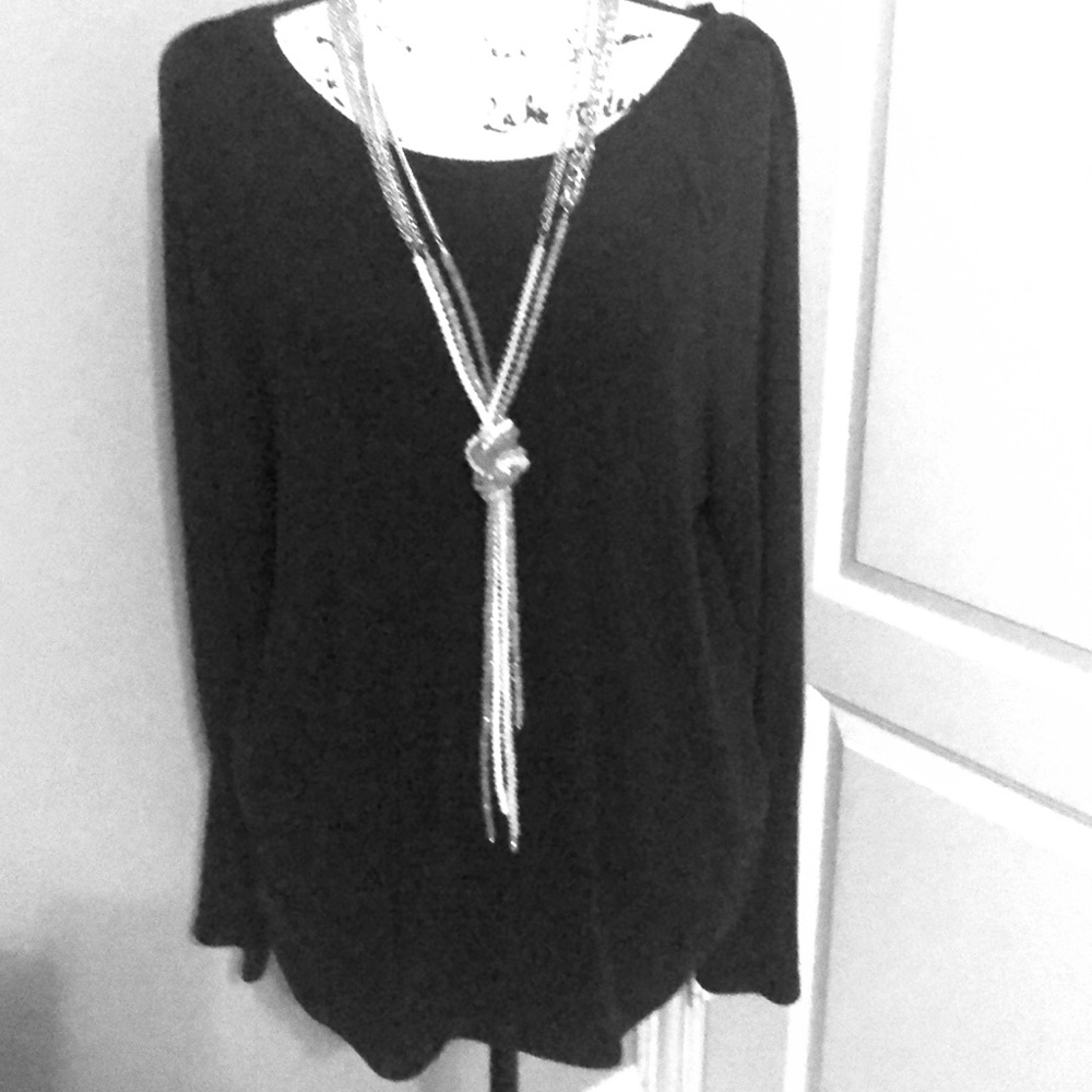 Navy LOFT long sleeve knit top